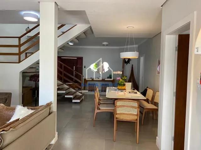 Sobrado com 4000m² 3 quartos e 4 banheiros, à venda, no bairro Condominio Residencial Real Ville em Pindamonhangaba