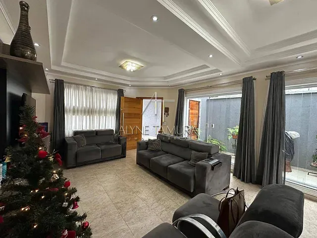 Sobrado com 180m² 3 quartos e 5 banheiros, à venda, no bairro Jardim Santa Clara em Guarulhos
