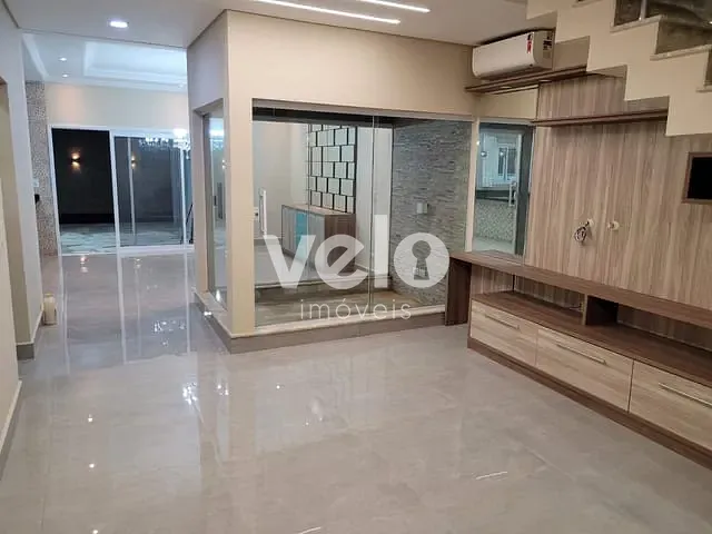 Sobrado com 250m² 3 quartos e 3 banheiros, à venda, no bairro Parque São Cristóvão em Taubaté