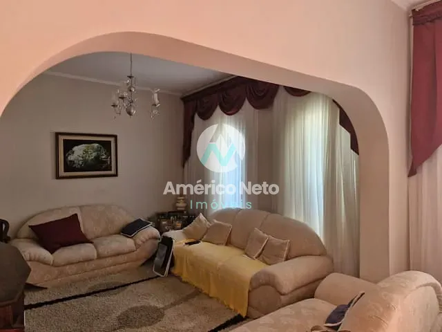 Sobrado com 160m² 3 quartos e 2 banheiros, à venda, no bairro Olímpico em São Caetano do Sul