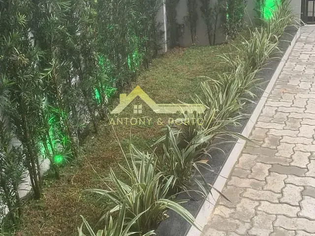 Sobrado com 190m² 3 quartos e 2 banheiros, à venda, no bairro Jardim Santa Inês em São Paulo