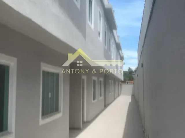 Sobrado com 190m² 3 quartos e 2 banheiros, à venda, no bairro Jardim Santa Inês em São Paulo