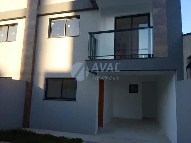Sobrado com 180m² 3 quartos e 1 banheiro, à venda ou para alugar, no bairro Jardim Cláudia em Pinhais