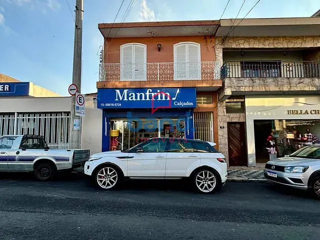 Sobrado com 190m², à venda, no bairro Centro em Porto Feliz