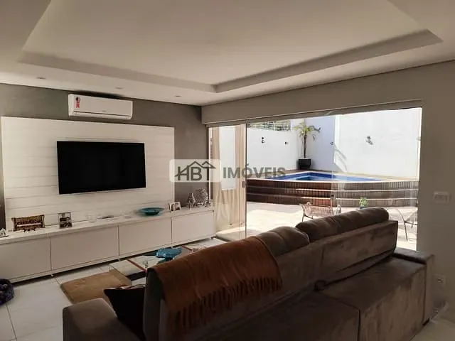Casa com 318m² 3 quartos e 5 banheiros, à venda, no bairro Jardim Colonial em Bauru