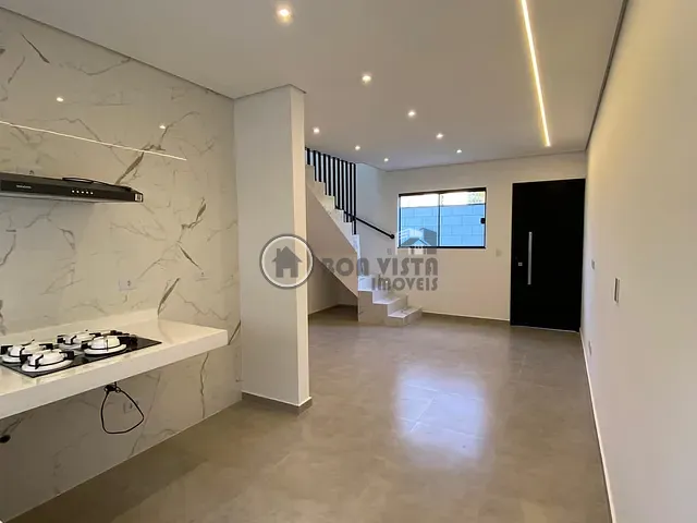 Sobrado 2 quartos e 2 banheiros, à venda, no bairro Vila Melchizedec em Mogi das Cruzes