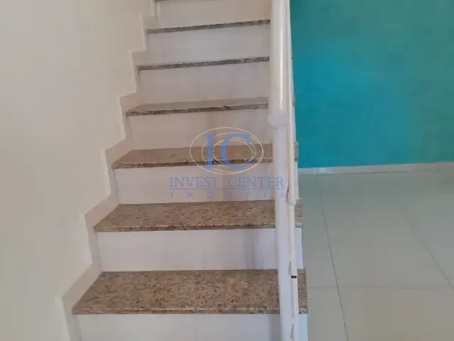Sobrado com 175m² 2 quartos e 2 banheiros, à venda, no bairro Jardim das Maritacas em Indaiatuba