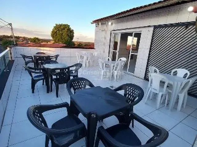 Sobrado com 272m² 4 quartos e 5 banheiros, à venda, no bairro Água Mineral em Teresina