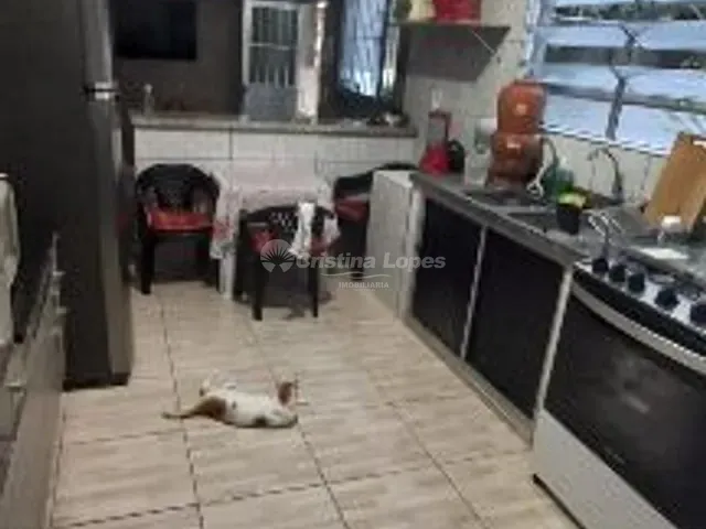 Sobrado com 272m² 4 quartos e 5 banheiros, à venda, no bairro Água Mineral em Teresina