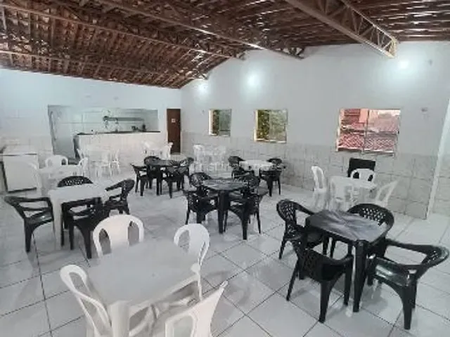 Sobrado com 272m² 4 quartos e 5 banheiros, à venda, no bairro Água Mineral em Teresina