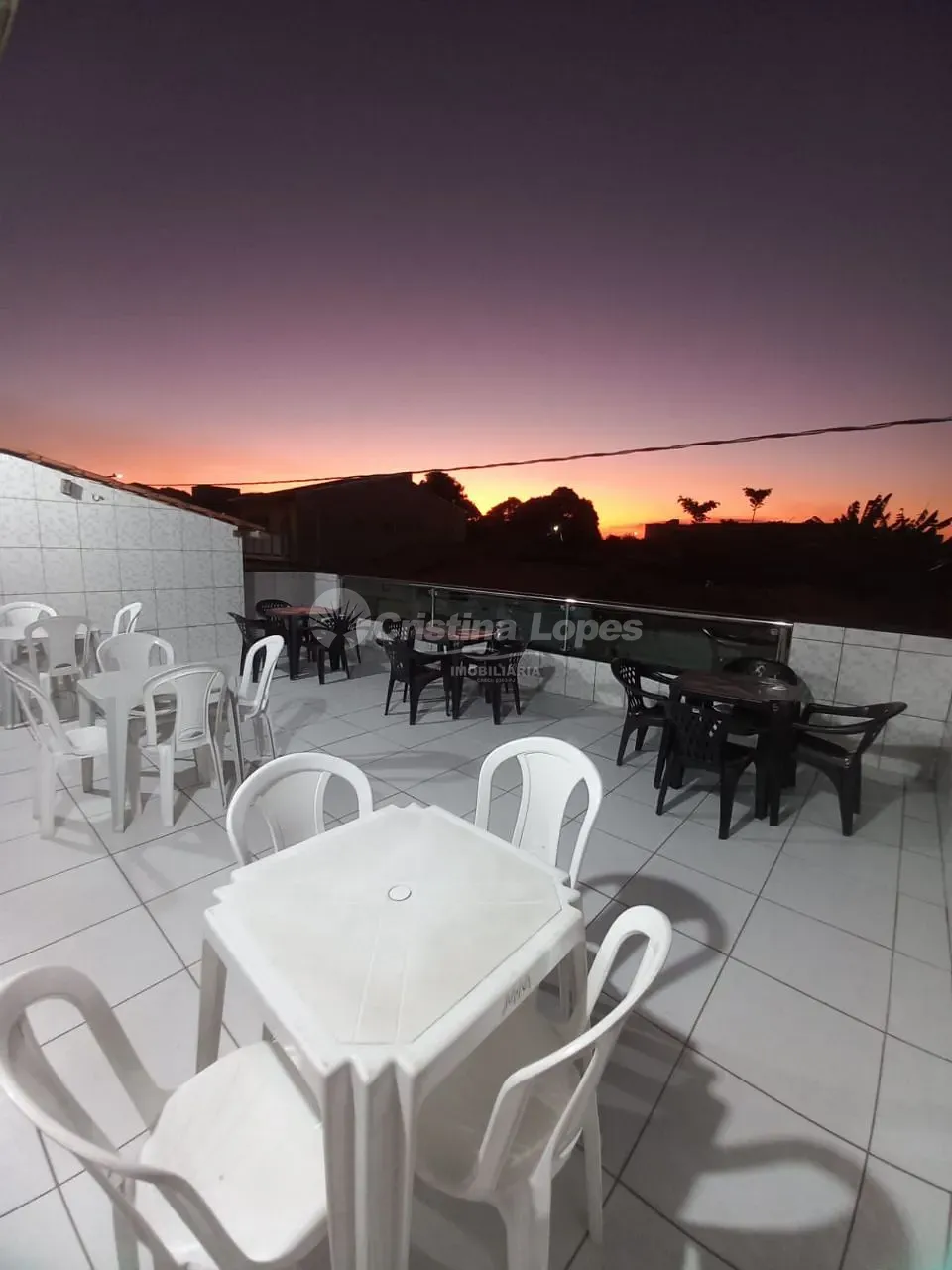 Sobrado, 4 quartos, 272 m² - Foto 2