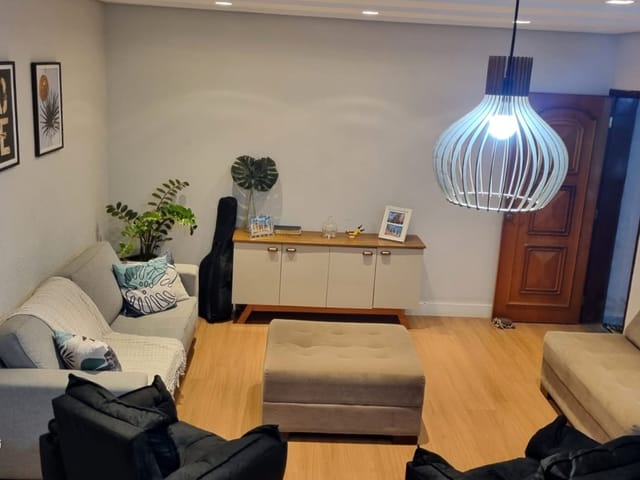 Sobrado com 274m² 3 quartos e 3 banheiros, à venda, no bairro Cidade Nova em Franca