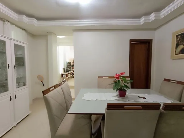 Sobrado com 310m² 4 quartos e 4 banheiros, à venda, no bairro Areal (Águas Claras) em Brasília