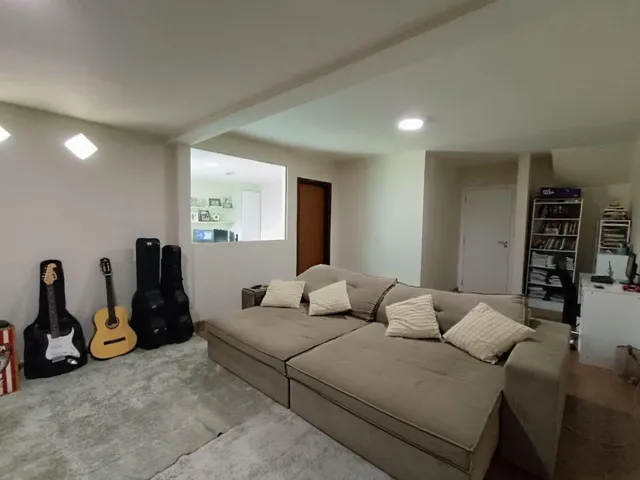 Sobrado com 310m² 4 quartos e 4 banheiros, à venda, no bairro Areal (Águas Claras) em Brasília