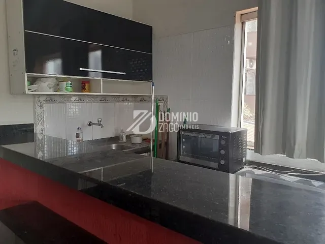 Sobrado com 184m², à venda, no bairro Residencial Doutor Abel Reis em Uberaba