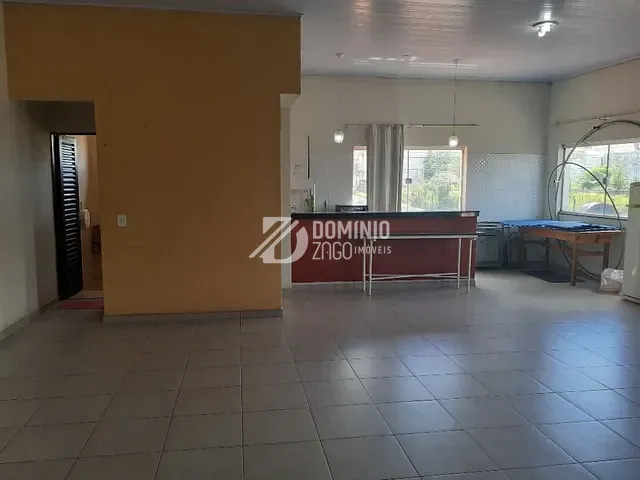 Sobrado com 184m², à venda, no bairro Residencial Doutor Abel Reis em Uberaba