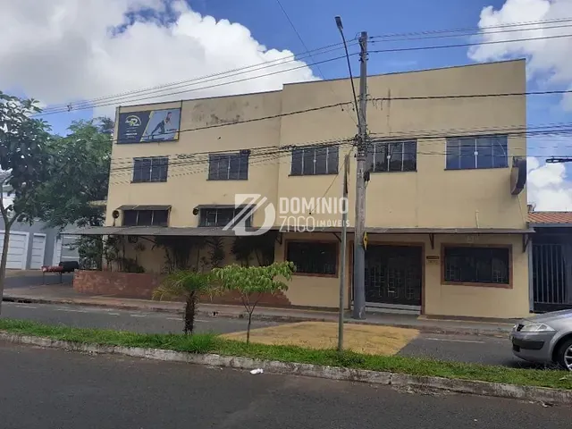 Sobrado com 184m², à venda, no bairro Residencial Doutor Abel Reis em Uberaba