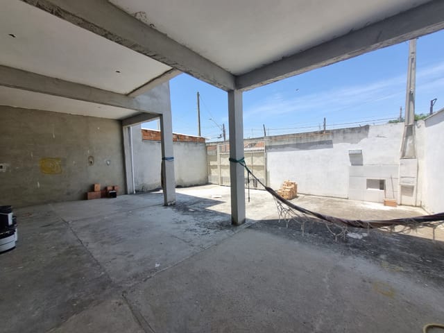 Sobrado com 250m² 4 quartos e 4 banheiros, à venda, no bairro Residencial Pasin em Pindamonhangaba