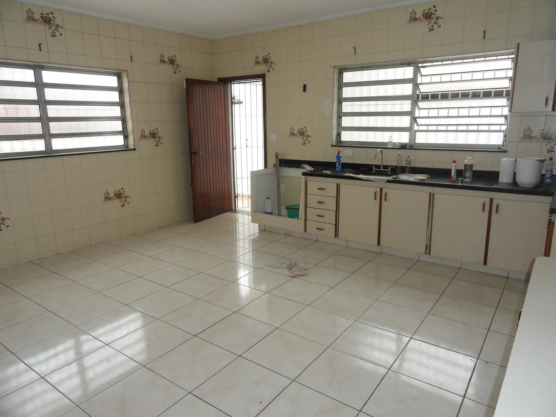 Casa à venda com 4 quartos, 1 suíte, 6 vagas e 310m² no Saúde, São Paulo (SP) — foto 9 de 30