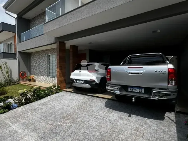 Sobrado com 300m² 3 quartos e 3 banheiros, à venda, no bairro Belmonte em Rolândia