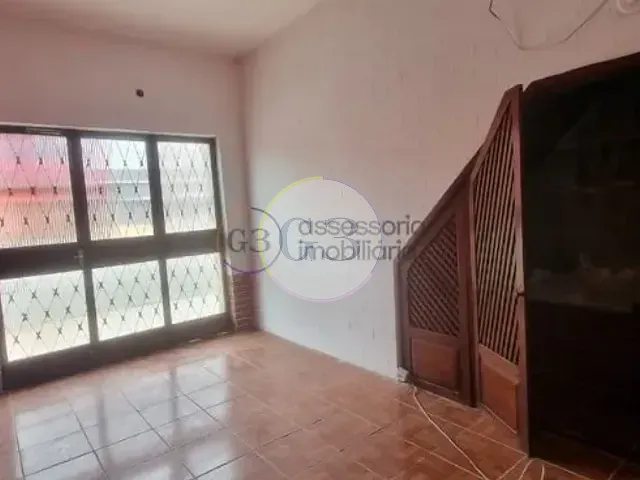 Sobrado 2 quartos e 1 banheiro, para alugar, no bairro Fragata em Pelotas