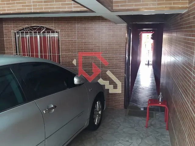 Sobrado 3 quartos e 2 banheiros, à venda, no bairro Vila Nova Mauá em Mauá