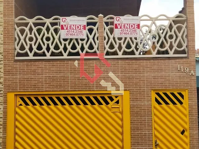 Sobrado 3 quartos e 2 banheiros, à venda, no bairro Vila Nova Mauá em Mauá