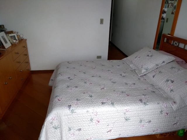 Sobrado com 200m² 4 quartos e 5 banheiros, à venda, no bairro Bosque da Saúde em São Paulo