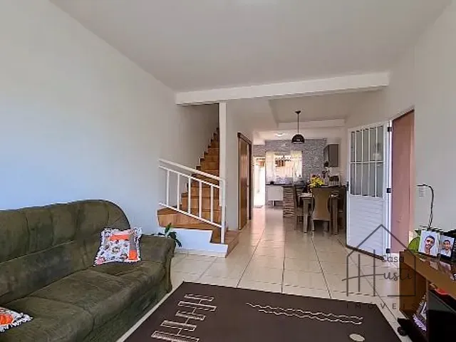 Sobrado 3 quartos e 4 banheiros, à venda, no bairro Residencial Pastoreiro em Cotia