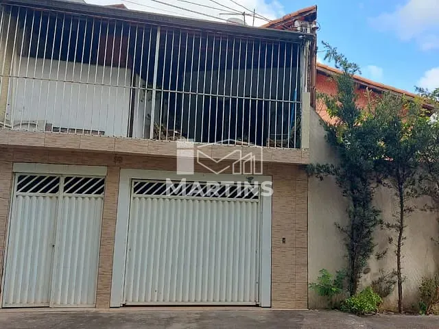 Sobrado 4 quartos e 2 banheiros, à venda, no bairro Jardim Bom Refúgio em São Paulo