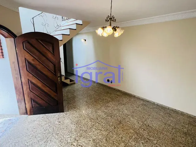 Sobrado com 240m² 4 quartos e 4 banheiros, à venda, no bairro Jardim Oriental em São Paulo
