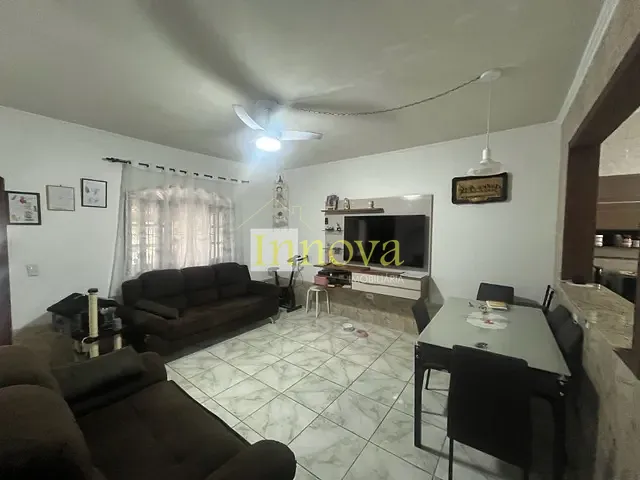 Sobrado com 102m² 2 quartos e 3 banheiros, à venda, no bairro Prainha em Caraguatatuba