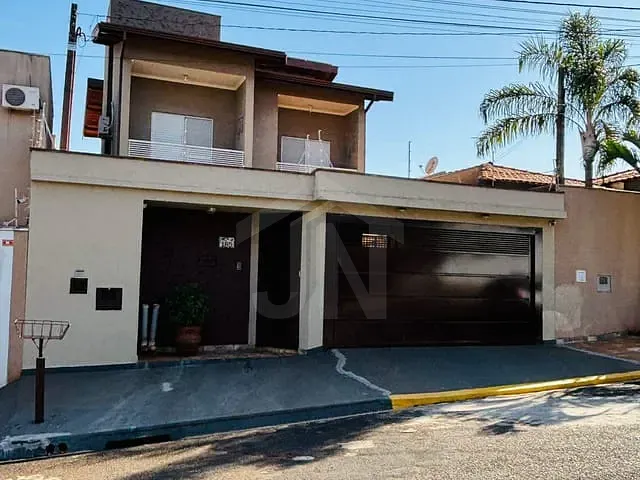 Sobrado com 200m² 3 quartos e 4 banheiros, à venda, no bairro Residencial Greenville em Ribeirão Preto