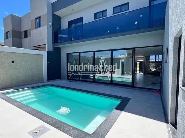 Casa com 257m² 3 quartos e 5 banheiros, à venda, no bairro Parque Tauá em Londrina
