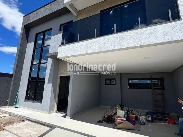Casa com 257m² 3 quartos e 5 banheiros, à venda, no bairro Parque Tauá em Londrina
