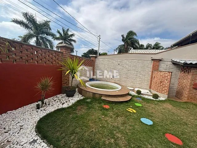 Sobrado com 392m² 3 quartos e 3 banheiros, à venda, no bairro Jardim Lavínia em Mococa
