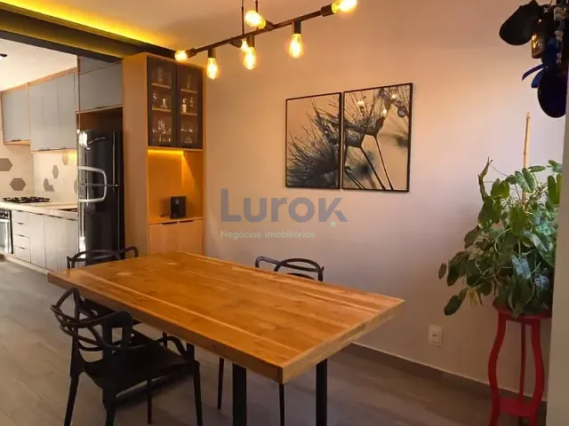 Sobrado com 121m² 3 quartos e 3 banheiros, à venda, no bairro Vila Capuava em Valinhos