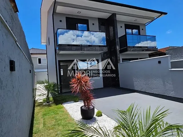 Sobrado com 150m² 2 quartos e 3 banheiros, à venda, no bairro Ponte do Imaruim em Palhoça