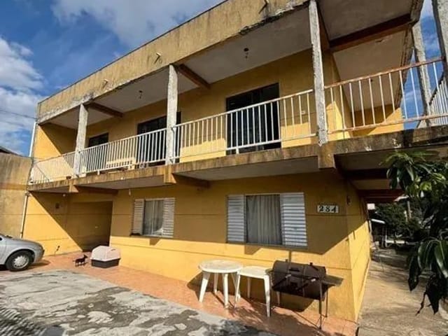 Sobrado com 552m² 7 quartos e 4 banheiros, à venda, no bairro Capão Raso em Curitiba