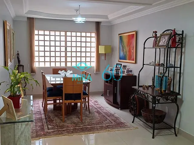 Sobrado com 210m² 4 quartos e 3 banheiros, à venda, no bairro Jardim Atlântico em Goiânia