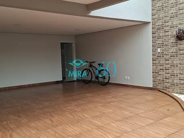 Sobrado com 210m² 4 quartos e 3 banheiros, à venda, no bairro Jardim Atlântico em Goiânia