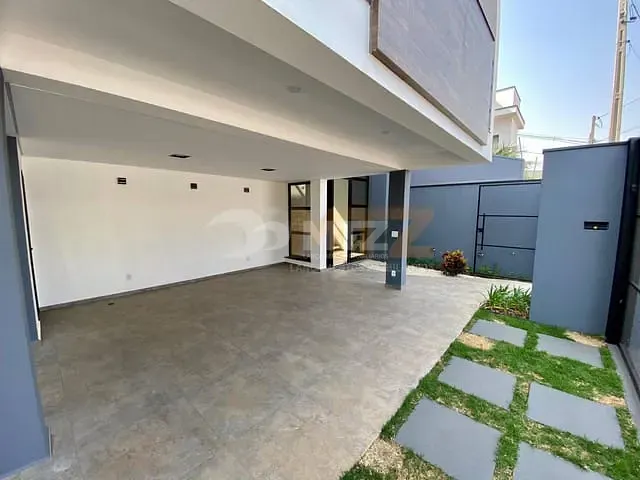 Sobrado com 250m² 3 quartos e 3 banheiros, à venda, no bairro Jardim Itália em Botucatu