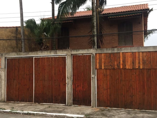 Sobrado com 365m² 6 quartos e 5 banheiros, à venda, no bairro Jardim Riviera em São Paulo
