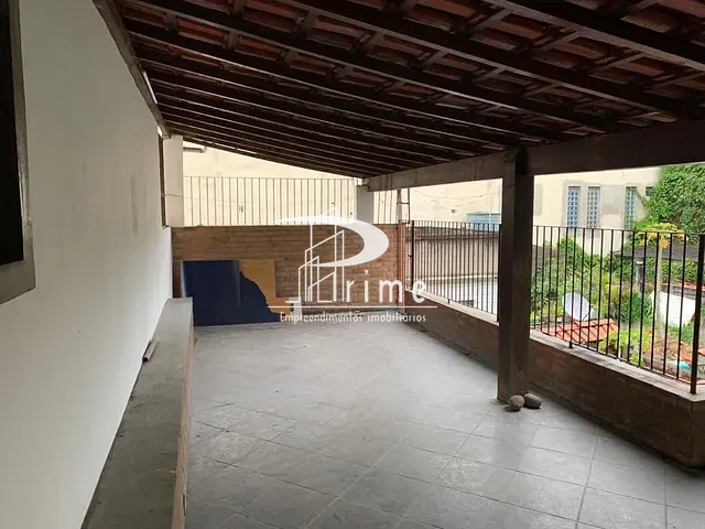 Sobrado com 401m² 2 quartos e 1 banheiro, à venda, no bairro Centro em São Gonçalo