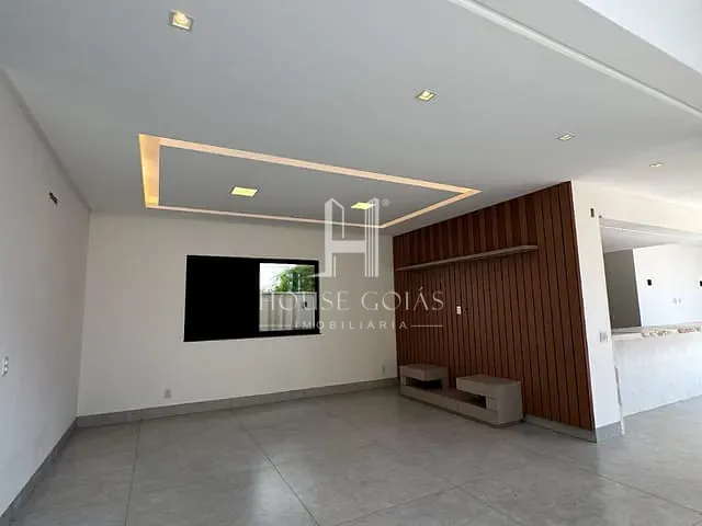 Sobrado com 406m² 5 quartos e 6 banheiros, à venda, no bairro Jardins Madri em Goiânia