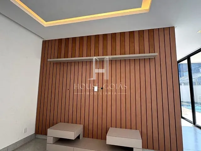 Sobrado com 406m² 5 quartos e 6 banheiros, à venda, no bairro Jardins Madri em Goiânia