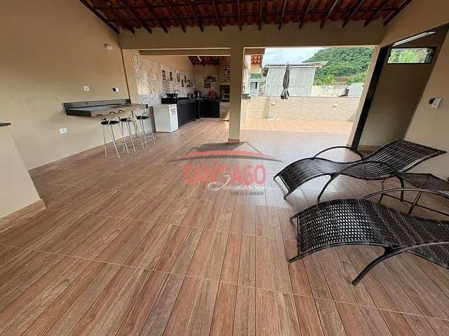Sobrado 4 quartos e 2 banheiros, à venda, no bairro Gabry em Santo Antônio de Pádua