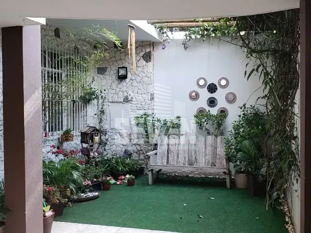 Sobrado com 300m² 3 quartos e 2 banheiros, à venda, no bairro Alto Higienópolis em Bauru