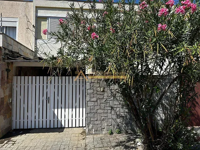 Sobrado com 139m² 3 quartos e 3 banheiros, à venda, no bairro Vila Vianelo em Jundiaí