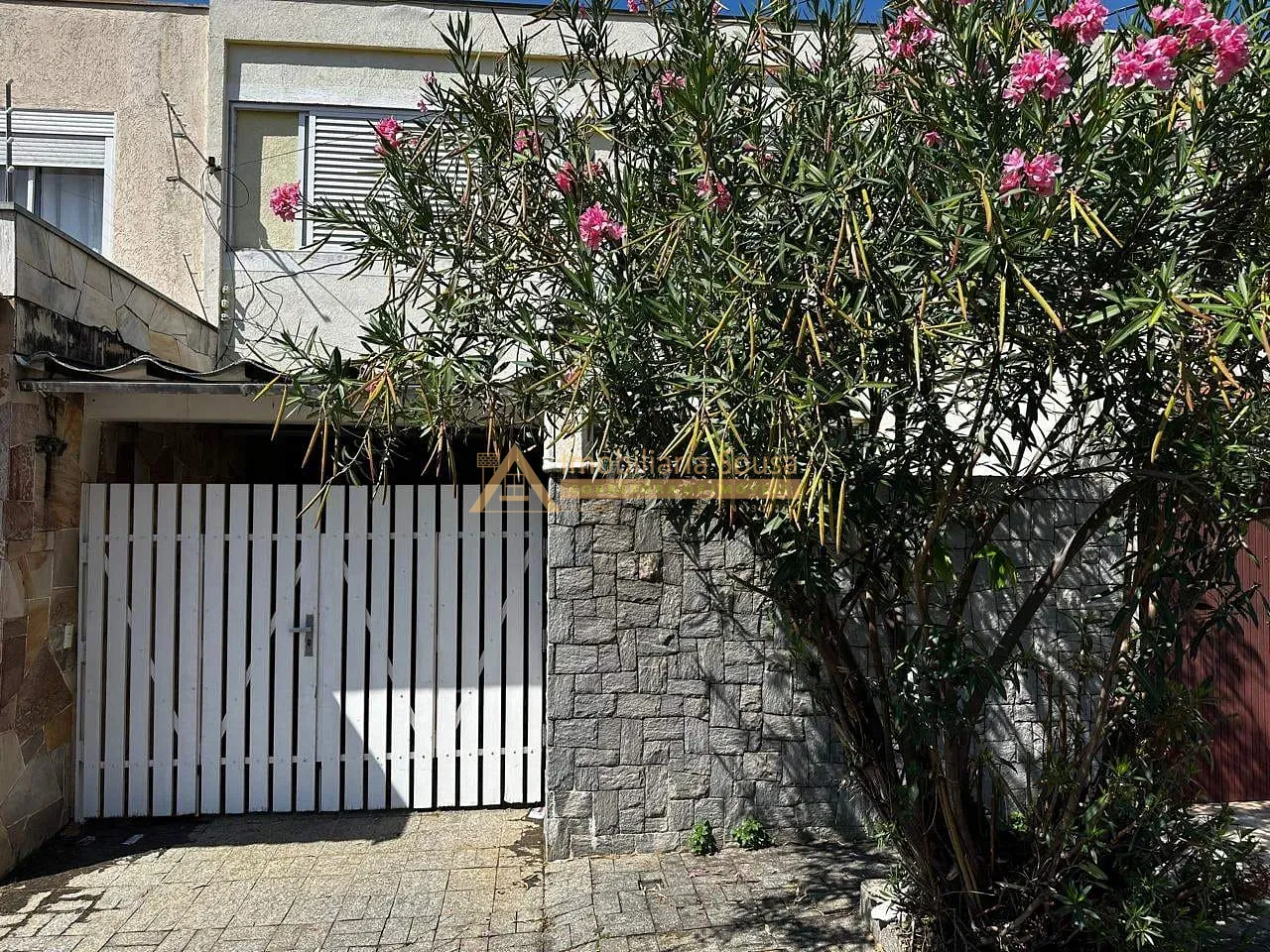 Sobrado, 3 quartos, 176 m² - Foto 2
